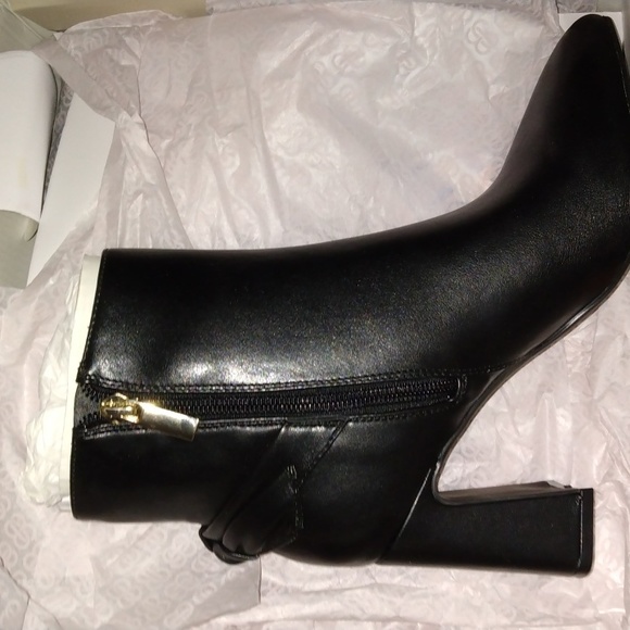 Bandolino women's black booties Sz 5 New - Picture 1 of 17